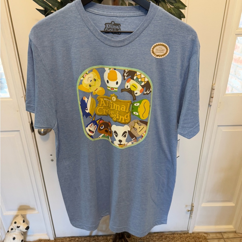 NWT Nintendo Animal Crossing Graphic Tee T Shirt SS L